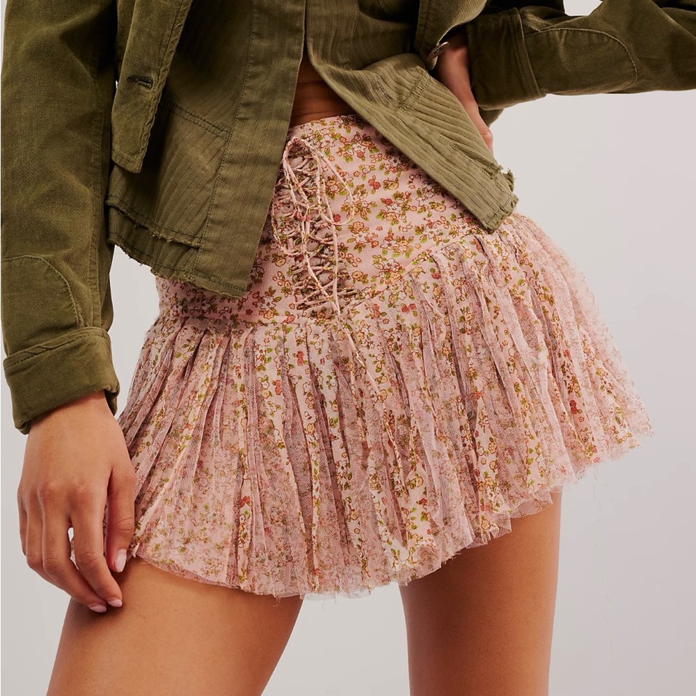NWT FP one blossom mini skort